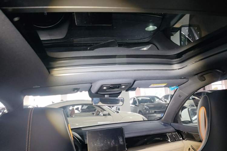 Used BYD Song PLUS New Energy 2021 DM-i 110KM Flagship Model Headliner