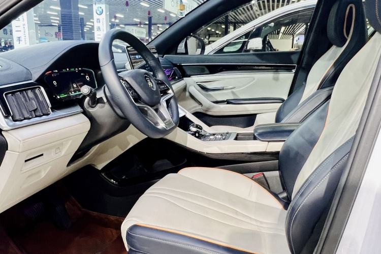 Used BYD Song PLUS New Energy 2021 EV Flagship Model Interior 1