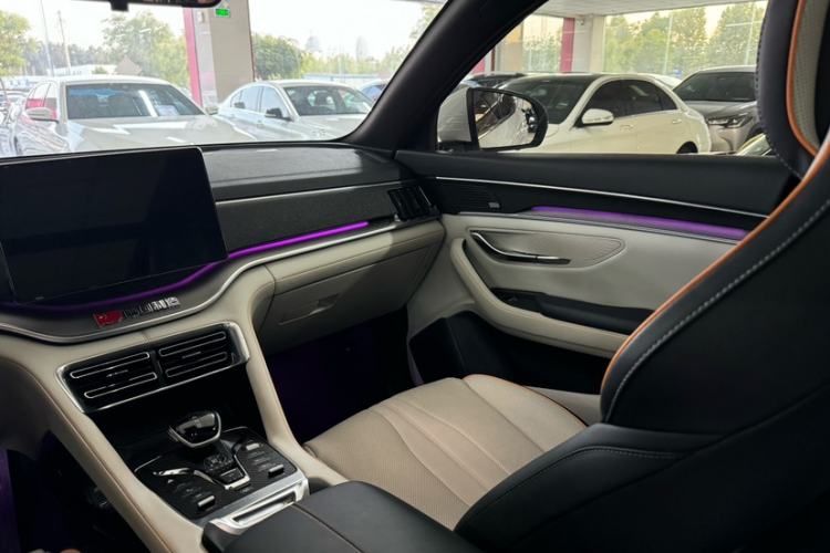 Used BYD Song PLUS New Energy 2021 DM-i 51KM Prestige Model Interior 12