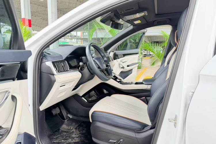 Used BYD Song PLUS New Energy 2021 DM-i 110KM Flagship Model Interior 2