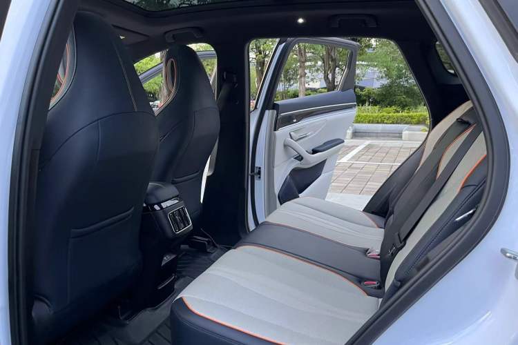 Used BYD Song PLUS New Energy 2021 DM-i 51KM Prestige Model Interior 3