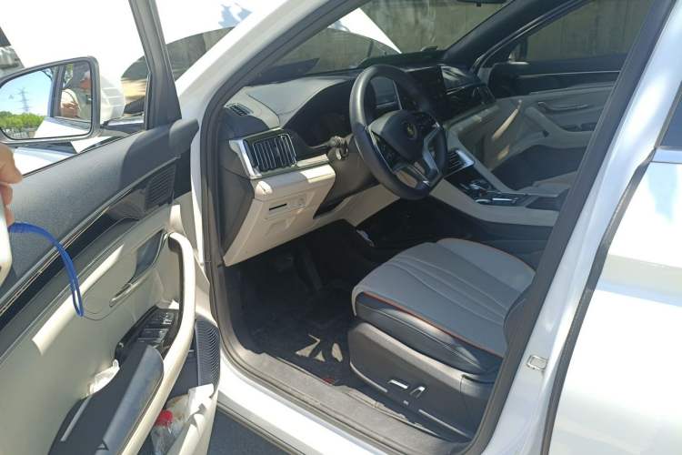 Used BYD Song PLUS New Energy 2021 DM-i 51KM Prestige Model Interior 3