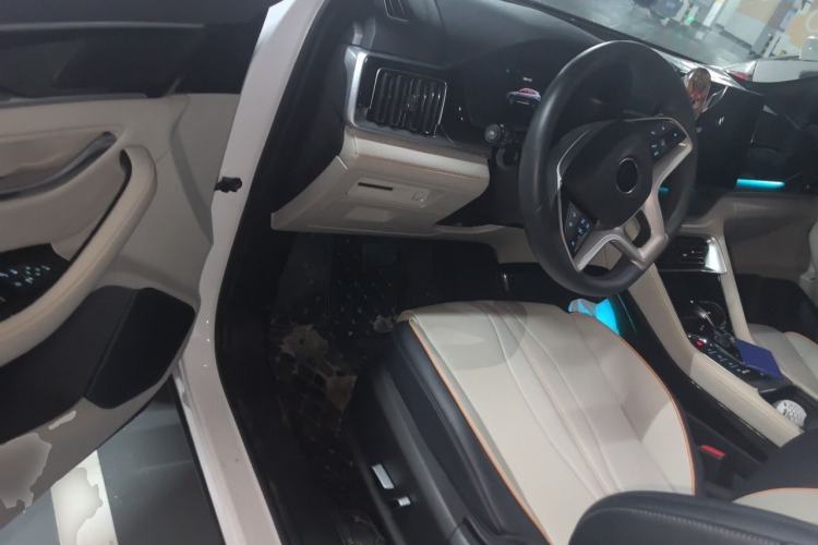 Used BYD Song PLUS New Energy 2021 EV Deluxe Model Interior 3