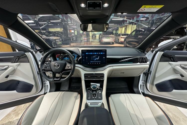 Used BYD Song PLUS New Energy 2021 DM-i 110KM Flagship Model Interior 5