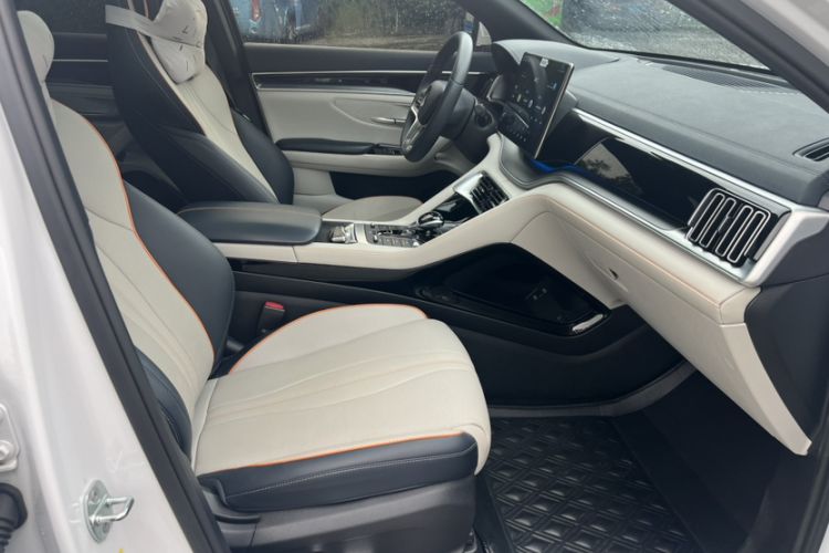 Used BYD Song PLUS New Energy 2021 DM-i 110KM Flagship PLUS Interior 8