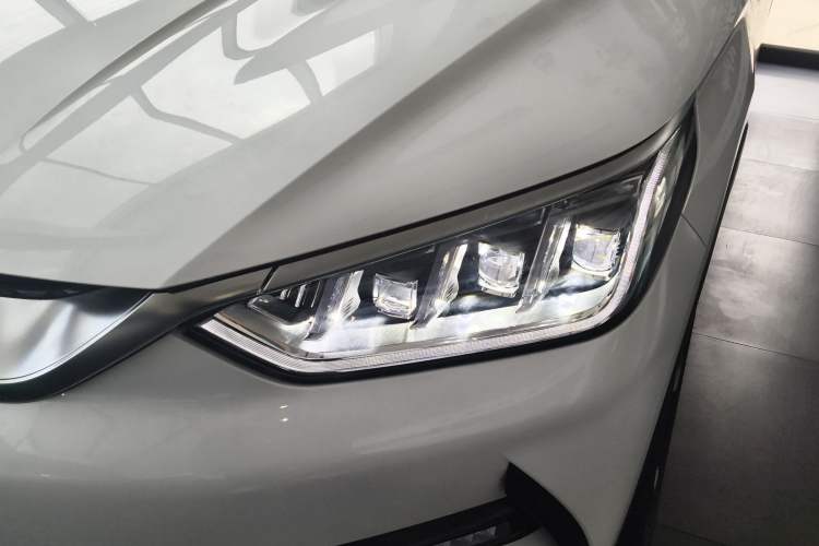 Used BYD Song PLUS New Energy 2021 EV Deluxe Model Left Front Headlight