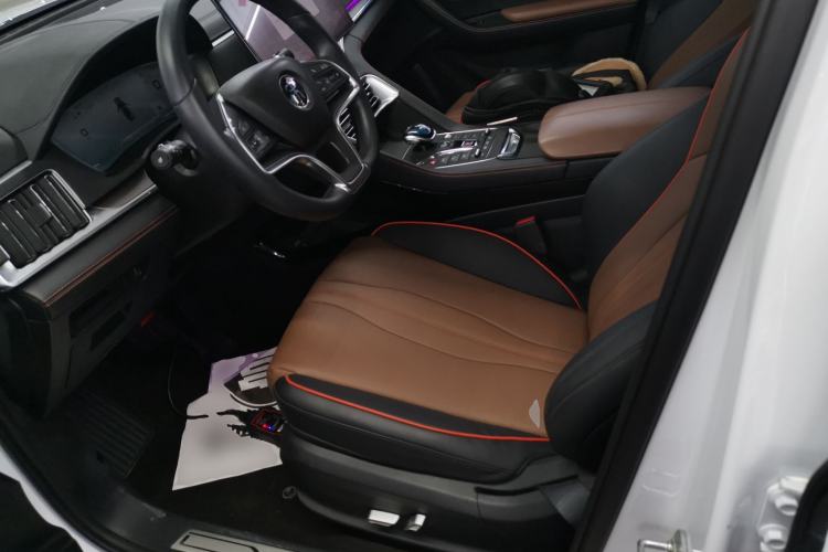 Used BYD Song PLUS New Energy 2021 DM-i 100KM Four-Wheel Drive Flagship PLUS Left Front Seat