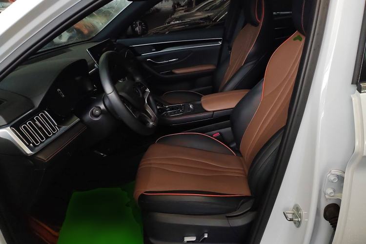 Used BYD Song PLUS New Energy 2021 DM-i 100KM Four-Wheel Drive Flagship PLUS Left Front Seat