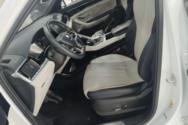 Used BYD Song PLUS New Energy 2021 DM-i 110KM Flagship PLUS Left Front Seat