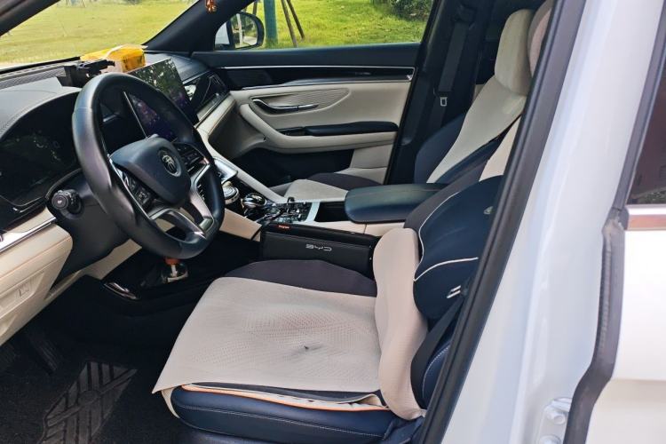 Used BYD Song PLUS New Energy 2021 EV Flagship Model Left Front Seat