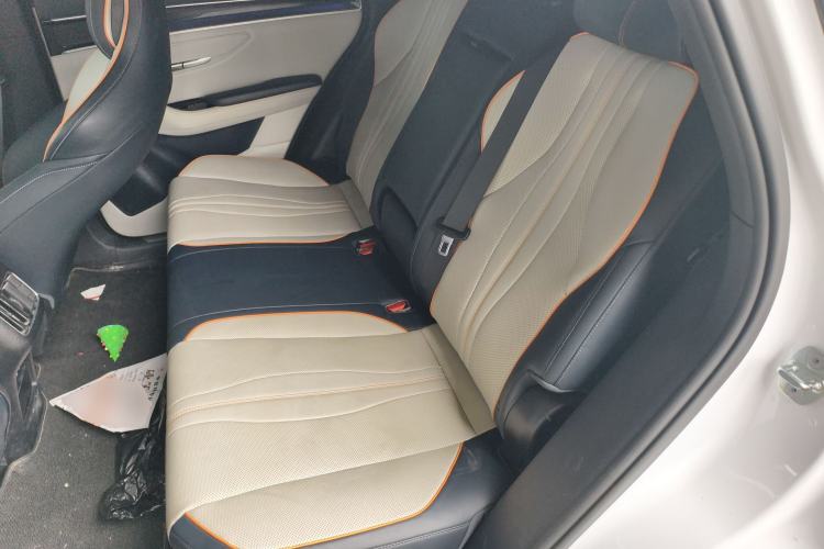 Used BYD Song PLUS New Energy 2021 EV Flagship Model Left Rear Seat