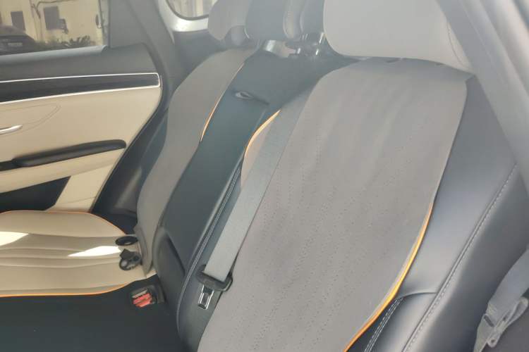 Used BYD Song PLUS New Energy 2021 DM-i 110KM Flagship Model Left Rear Seat