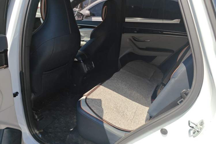 Used BYD Song PLUS New Energy 2021 DM-i 110KM Flagship Model Left Rear Seat
