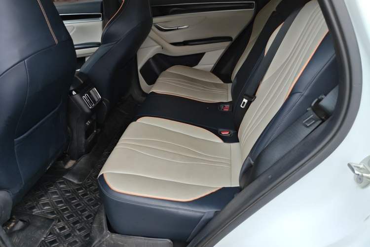 Used BYD Song PLUS New Energy 2021 DM-i 110KM Flagship Model Left Rear Seat