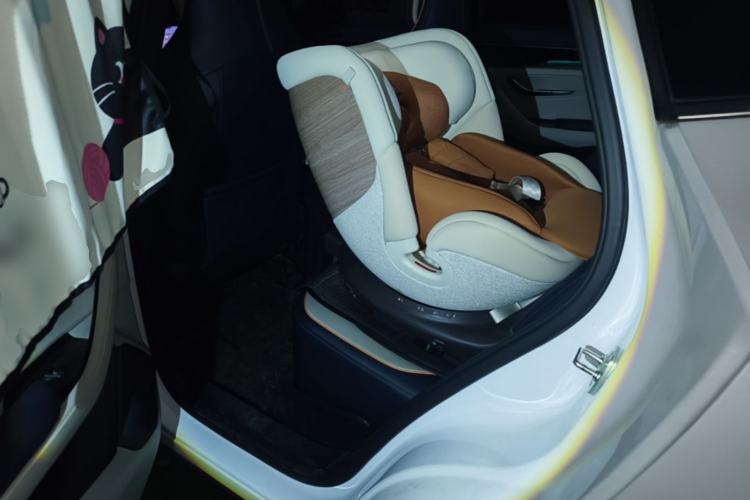Used BYD Song PLUS New Energy 2021 DM-i 110KM Flagship Model Left Rear Seat