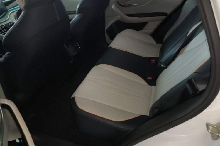 Used BYD Song PLUS New Energy 2021 EV Deluxe Model Left Rear Seat