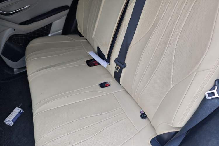 Used BYD Song PLUS New Energy 2021 DM-i 110KM Flagship Model Left Rear Seat
