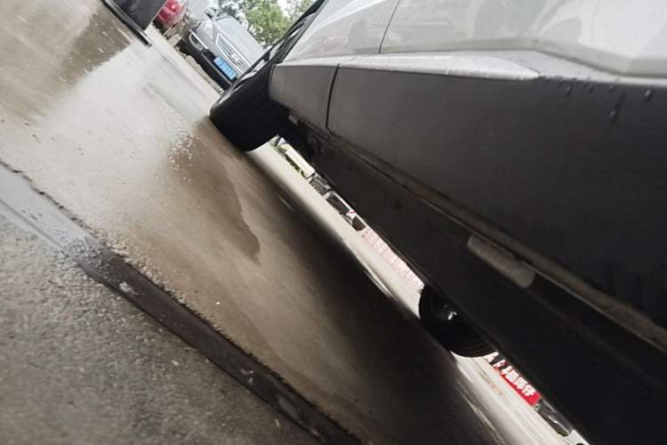 Used BYD Song PLUS New Energy 2021 EV Flagship Model Left Side Sill