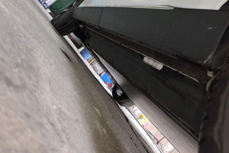 Used BYD Song PLUS New Energy 2021 EV Deluxe Model Left Side Sill