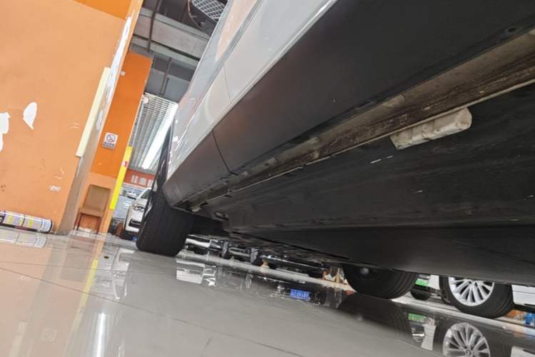 Used BYD Song PLUS New Energy 2021 EV Flagship Model Left Side Sill