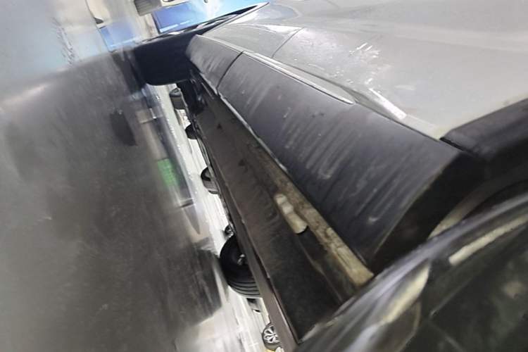 Used BYD Song PLUS New Energy 2021 EV Flagship Model Left Side Sill