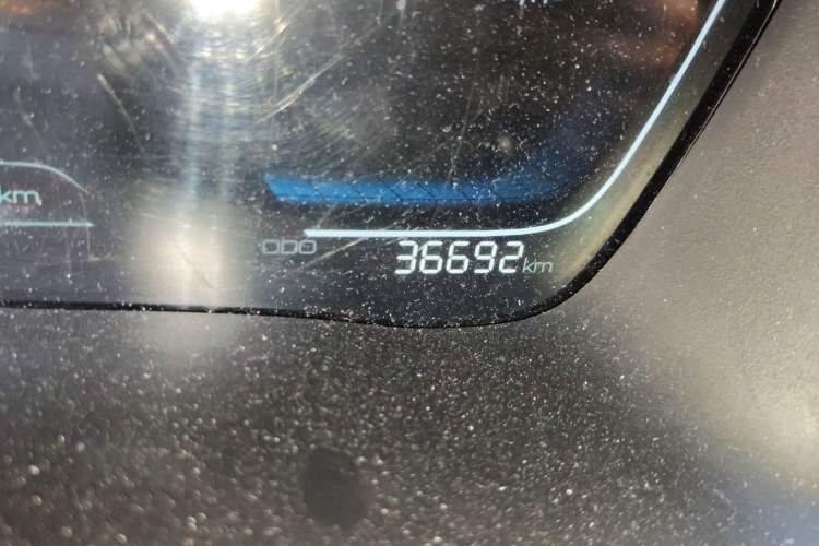 Used BYD Song PLUS New Energy 2021 DM-i 110KM Flagship Model Odometer Close Up