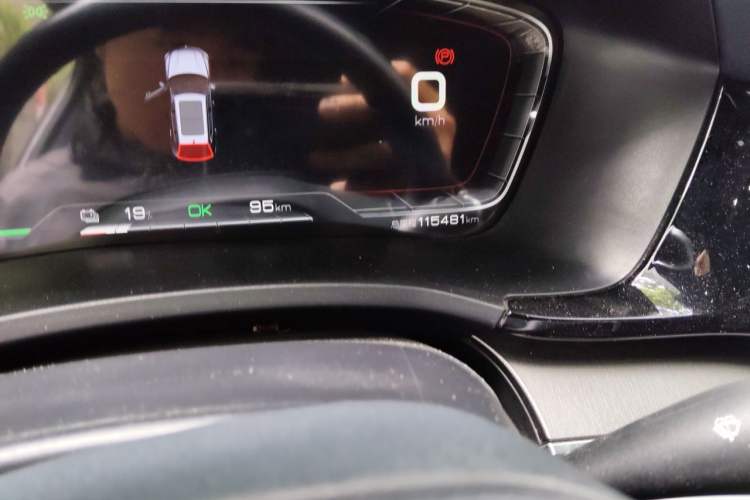 Used BYD Song PLUS New Energy 2021 EV Deluxe Model Odometer Close Up