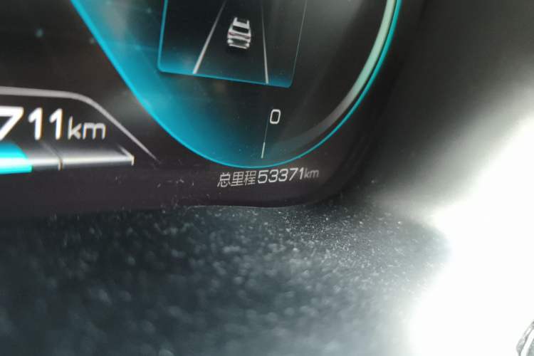 Used BYD Song PLUS New Energy 2021 DM-i 110KM Flagship PLUS Odometer Close Up