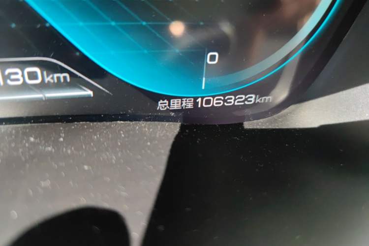 Used BYD Song PLUS New Energy 2021 DM-i 110KM Flagship PLUS Odometer Close Up