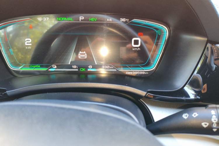 Used BYD Song PLUS New Energy 2021 DM-i 110KM Flagship PLUS Odometer Close Up