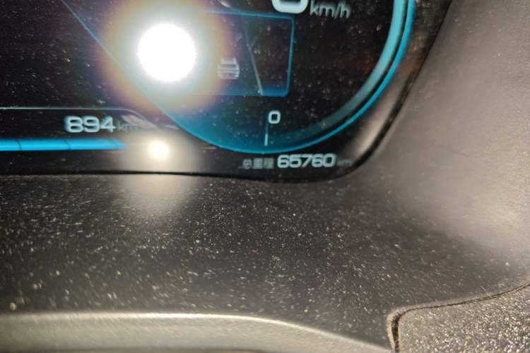 Used BYD Song PLUS New Energy 2021 DM-i 110KM Flagship PLUS Odometer Close Up