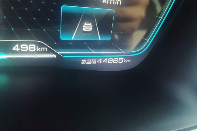 Used BYD Song PLUS New Energy 2021 DM-i 110KM Flagship PLUS Odometer Close Up