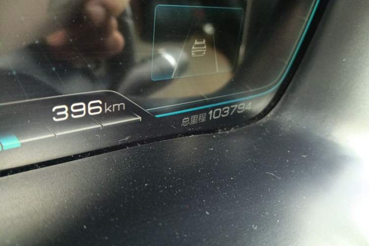 Used BYD Song PLUS New Energy 2021 DM-i 110KM Flagship Model Odometer Close Up