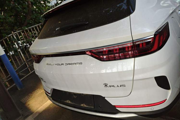 Used BYD Song PLUS New Energy 2021 DM-i 100KM Four-Wheel Drive Flagship PLUS Rear