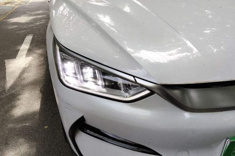 Used BYD Song PLUS New Energy 2021 EV Deluxe Model Right Front Headlight