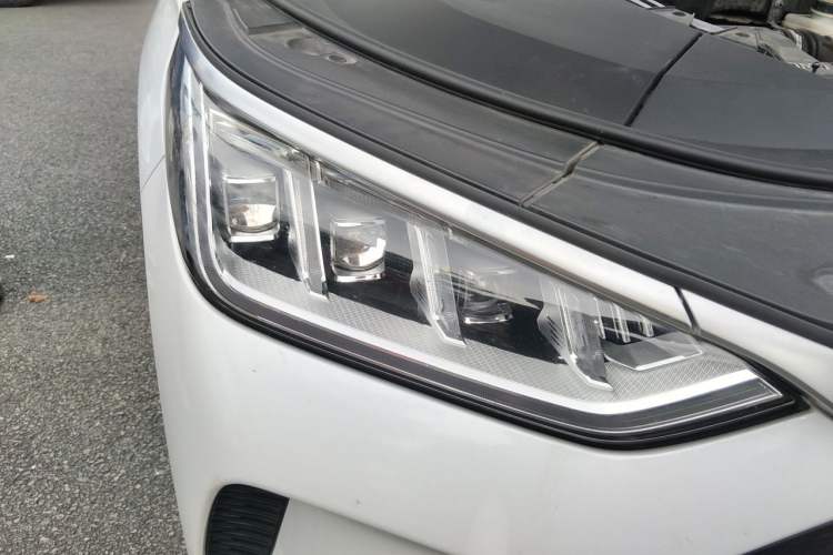 Used BYD Song PLUS New Energy 2021 DM-i 51KM Prestige Model Right Front Headlight