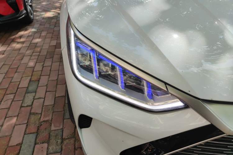 Used BYD Song PLUS New Energy 2021 DM-i 110KM Flagship PLUS Right Front Headlight