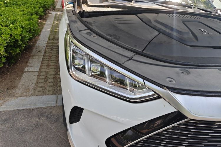 Used BYD Song PLUS New Energy 2021 DM-i 51KM Prestige Model Right Front Headlight