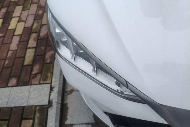 Used BYD Song PLUS New Energy 2021 DM-i 51KM Prestige Model Right Front Headlight