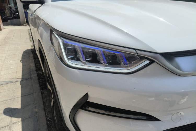 Used BYD Song PLUS New Energy 2021 EV Flagship Model Right Front Headlight