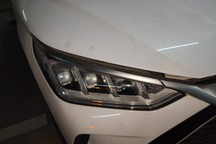 Used BYD Song PLUS New Energy 2021 DM-i 110KM Flagship Model Right Front Headlight