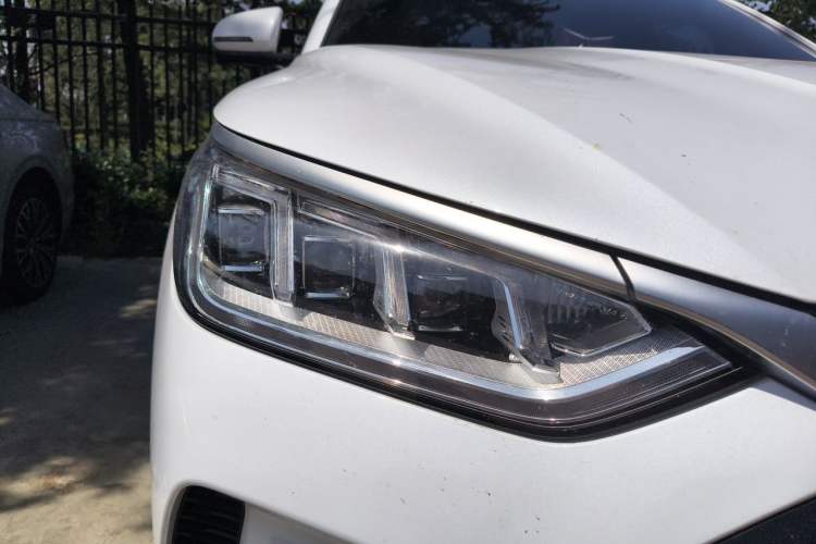 Used BYD Song PLUS New Energy 2021 DM-i 110KM Flagship PLUS Right Front Headlight
