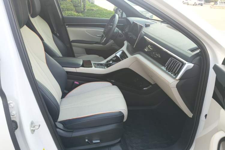Used BYD Song PLUS New Energy 2021 DM-i 51KM Prestige Model Right Front Seat