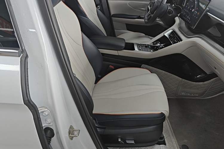 Used BYD Song PLUS New Energy 2021 DM-i 110KM Flagship PLUS Right Front Seat