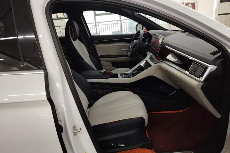 Used BYD Song PLUS New Energy 2021 EV Flagship Model Right Front Seat
