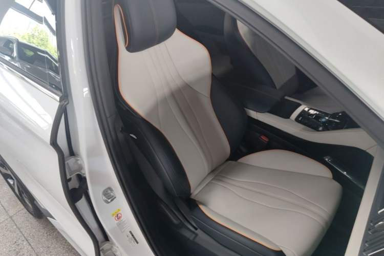 Used BYD Song PLUS New Energy 2021 DM-i 110KM Flagship Model Right Front Seat