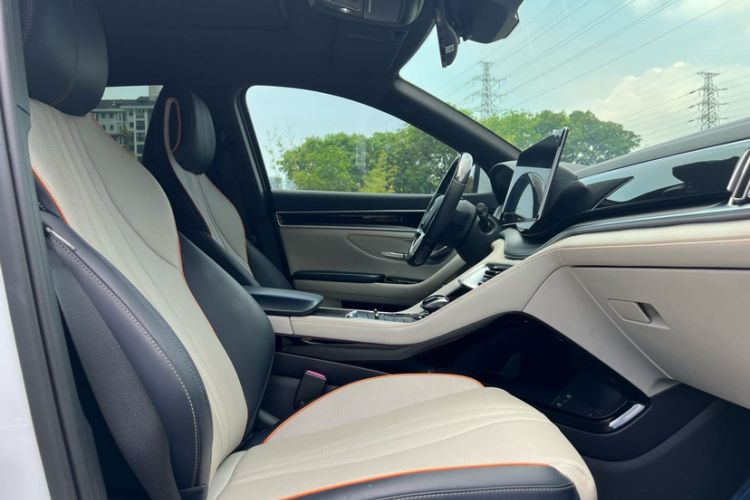 Used BYD Song PLUS New Energy 2021 EV Flagship Model Right Front Seat