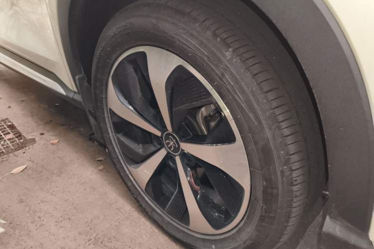 Used BYD Song PLUS New Energy 2021 DM-i 110KM Flagship PLUS Right Front Wheel Hub