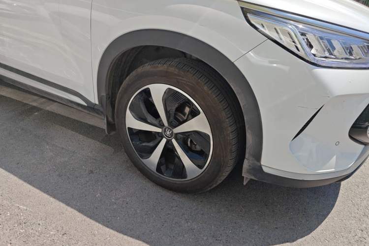 Used BYD Song PLUS New Energy 2021 DM-i 110KM Flagship Model Right Front Wheel Hub