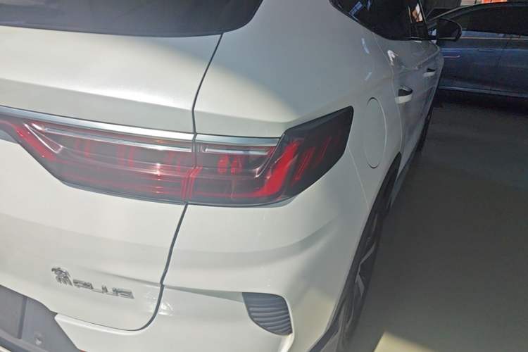 Used BYD Song PLUS New Energy 2021 DM-i 110KM Flagship PLUS Right Rear Taillight